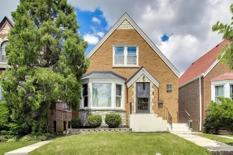 7028 West Melrose Street Chicago IL 60634