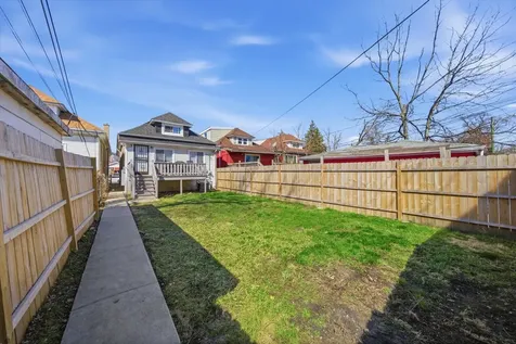 9105 South Drexel Avenue Chicago IL 60619