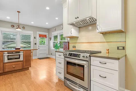 220 South Harvey Avenue Oak Park IL 60302