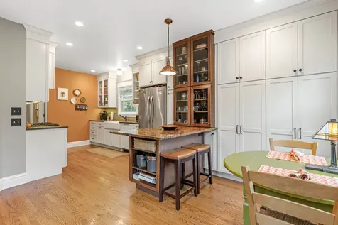 220 South Harvey Avenue Oak Park IL 60302