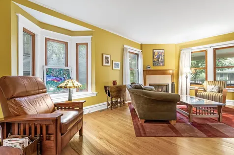 220 South Harvey Avenue Oak Park IL 60302