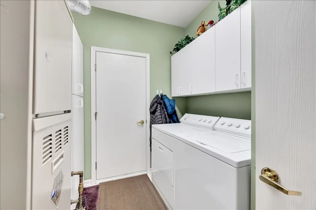 12825 Coventry Lane Huntley IL 60142