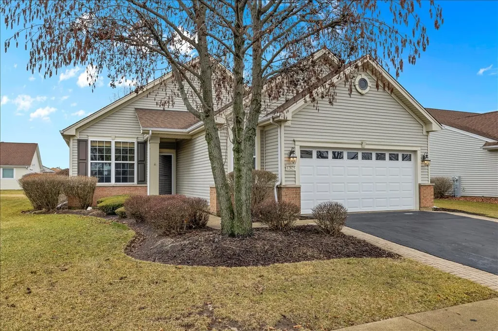 12825 Coventry Lane Huntley IL 60142