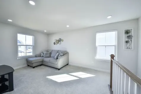 328 Carole Street Sugar Grove IL 60554