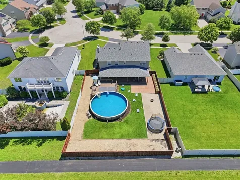 26326 West Silver Stream Drive Channahon IL 60410