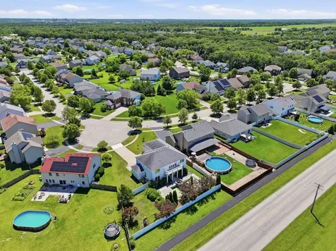 26326 West Silver Stream Drive Channahon IL 60410