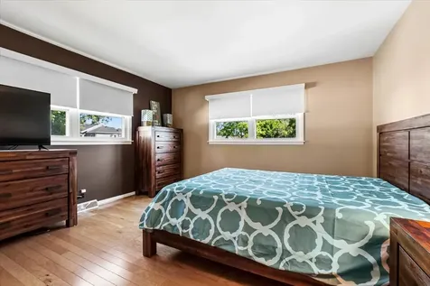 4919 153RD Street W Oak Forest IL 60452