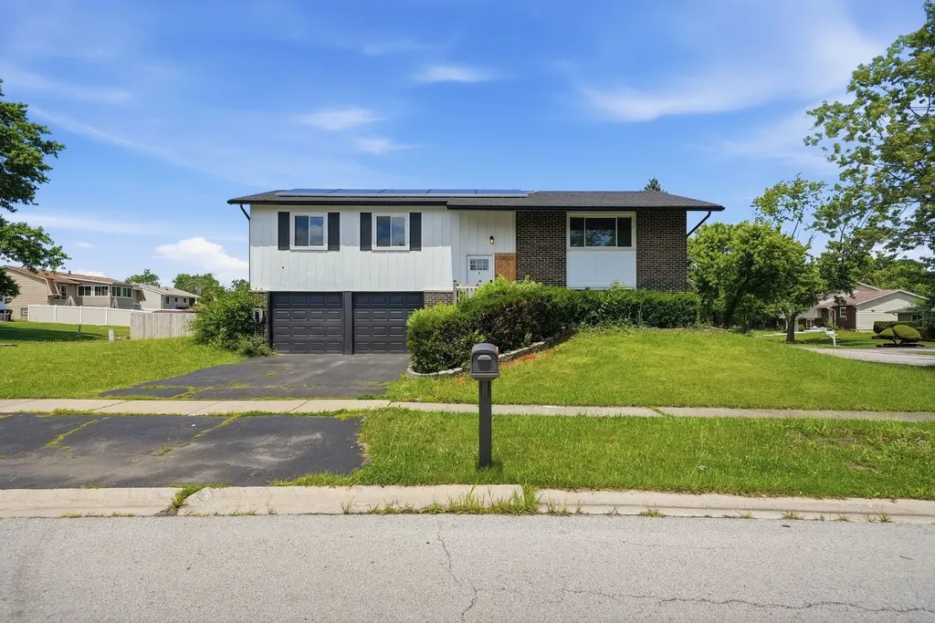 17800 Central Park Avenue Country Club Hills IL 60478