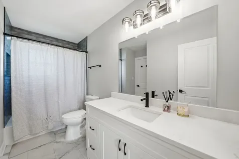17800 Central Park Avenue Country Club Hills IL 60478
