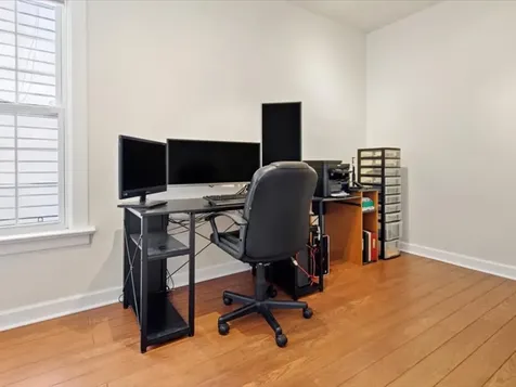 4035 North Albany Avenue Chicago IL 60618