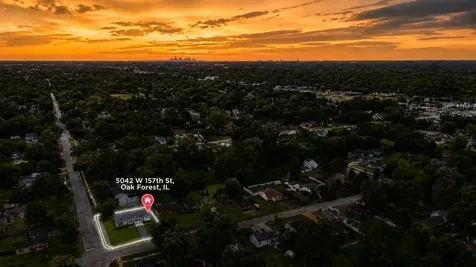 5042 157TH Street Oak Forest IL 60452