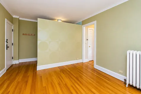 2328 North Lincoln Park West Avenue Chicago IL 60614