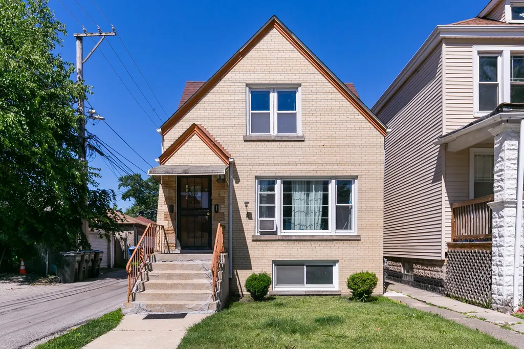 6842 South Campbell Avenue Chicago IL 60629