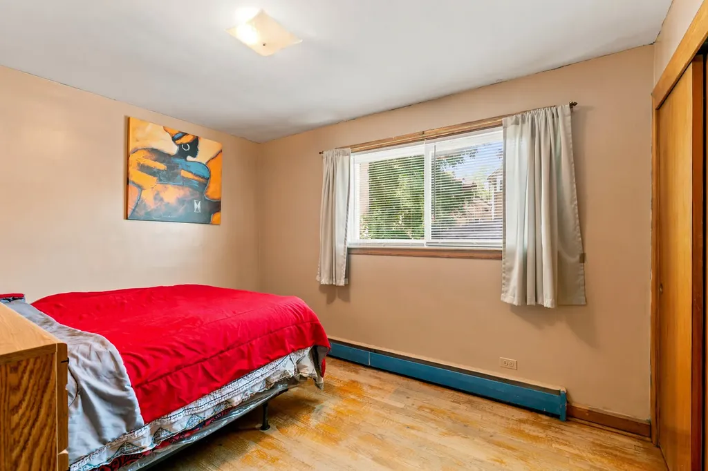6842 South Campbell Avenue Chicago IL 60629