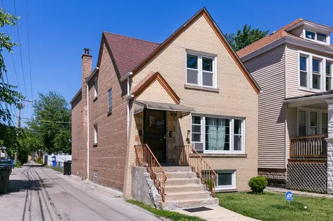 6842 South Campbell Avenue Chicago IL 60629