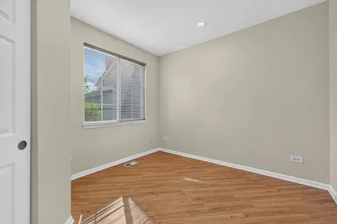 178 Cripple Creek Court Schaumburg IL 60194