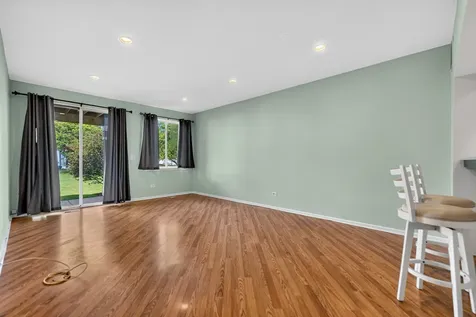 178 Cripple Creek Court Schaumburg IL 60194