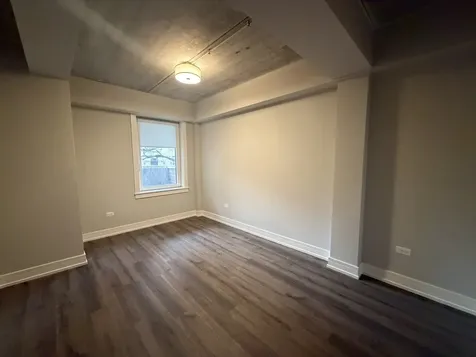 952 West Carmen Avenue Chicago IL 60640