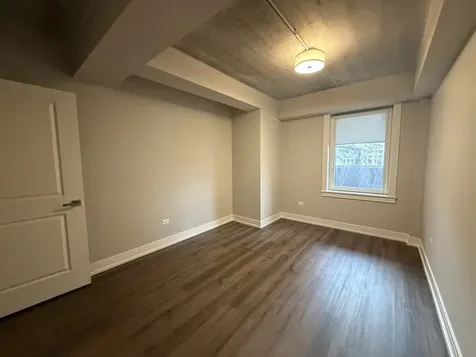 952 West Carmen Avenue Chicago IL 60640