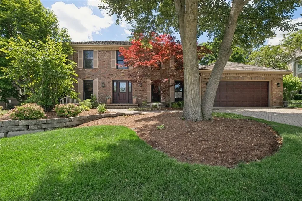 1145 Furlong Drive Libertyville IL 60048