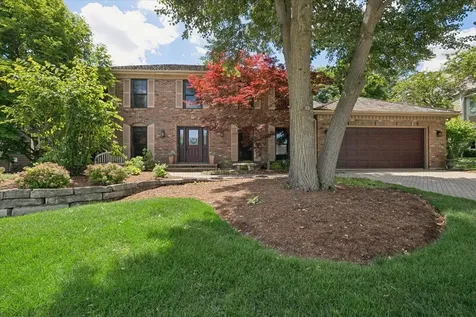 1145 Furlong Drive Libertyville IL 60048