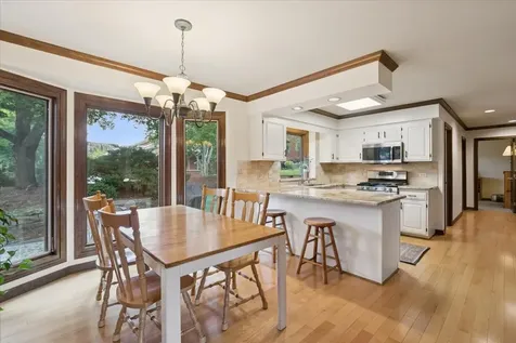 1145 Furlong Drive Libertyville IL 60048