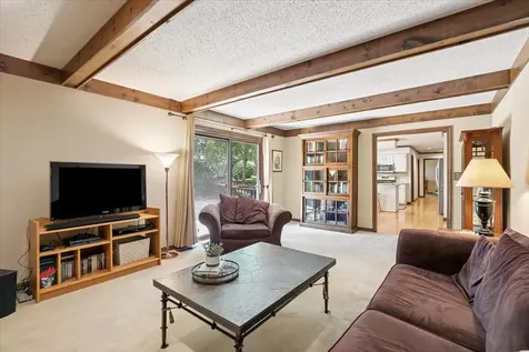 1145 Furlong Drive Libertyville IL 60048