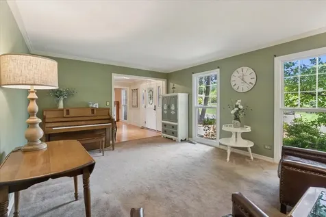 1145 Furlong Drive Libertyville IL 60048