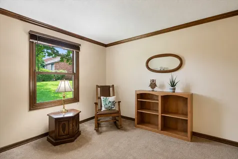 1145 Furlong Drive Libertyville IL 60048