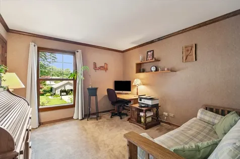 1145 Furlong Drive Libertyville IL 60048
