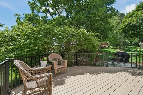 1145 Furlong Drive Libertyville IL 60048