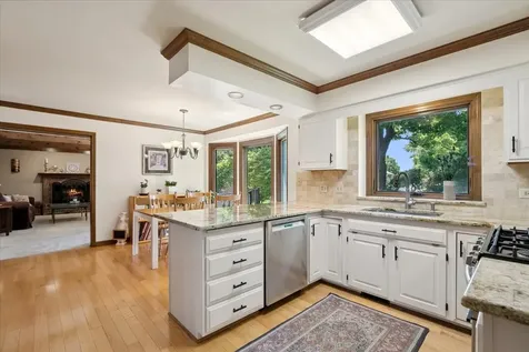 1145 Furlong Drive Libertyville IL 60048