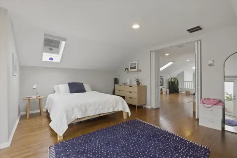 1038 North Marshfield Avenue Chicago IL 60622
