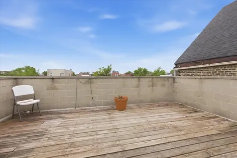 1038 North Marshfield Avenue Chicago IL 60622
