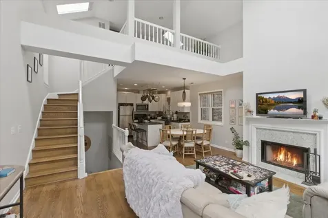1038 North Marshfield Avenue Chicago IL 60622