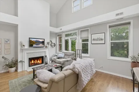 1038 North Marshfield Avenue Chicago IL 60622
