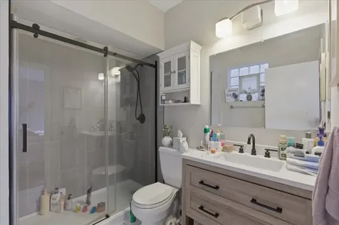 1038 North Marshfield Avenue Chicago IL 60622