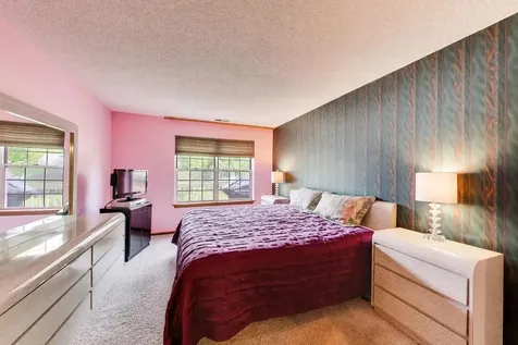 520 West Happfield Drive Arlington Heights IL 60004