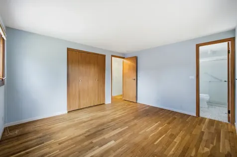 1033 Lowell Lane Schaumburg IL 60193