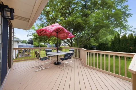 1033 Lowell Lane Schaumburg IL 60193