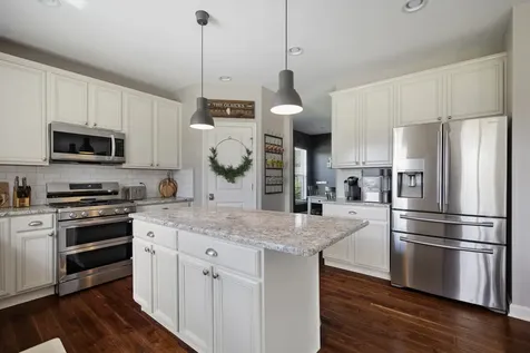 13340 Bond Circle Lemont IL 60439