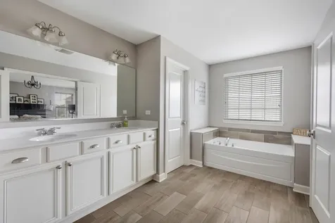 13340 Bond Circle Lemont IL 60439