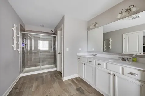 13340 Bond Circle Lemont IL 60439