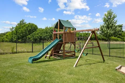 13340 Bond Circle Lemont IL 60439