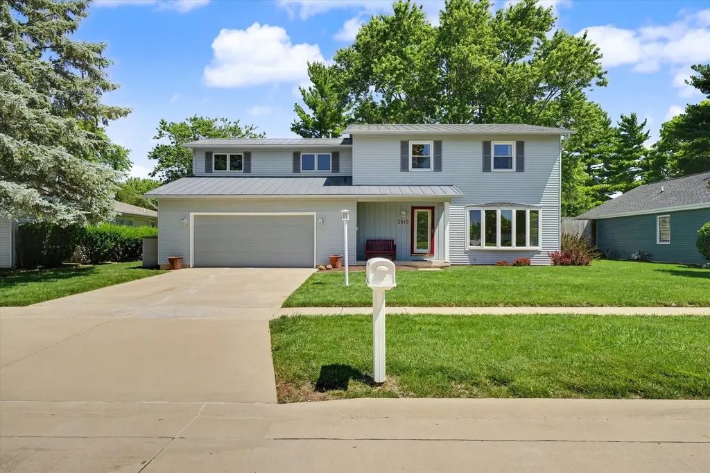2510 Southmoor Drive Champaign IL 61821