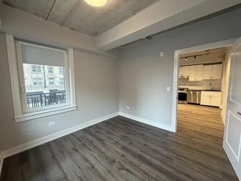 952 West Carmen Avenue Chicago IL 60640