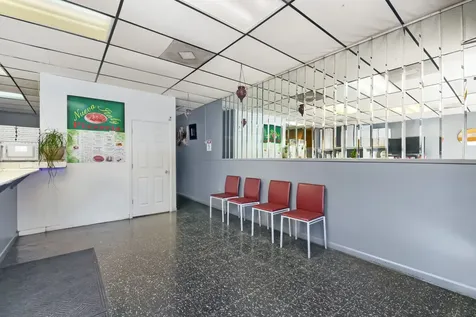 7109 North Clark Street Chicago IL 60626