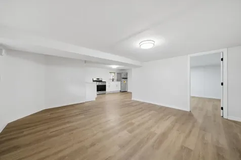 5411 West Byron Street Chicago IL 60641