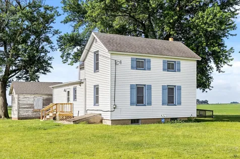 754 North 14th Road Streator IL 61364