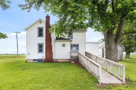 754 North 14th Road Streator IL 61364